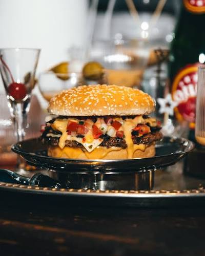 Junior Burger (Aloo Tikki Burger)